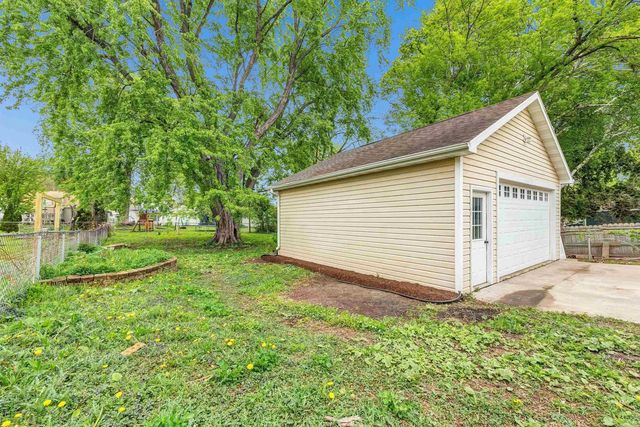 1242 SHAWANO AVENUE, Green Bay, WI 54303