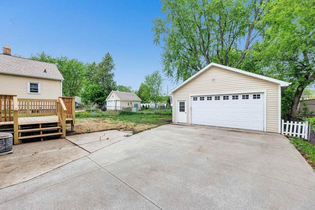 1242 SHAWANO AVENUE, Green Bay, WI 54303