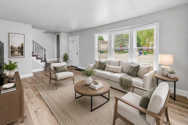 1242 SHAWANO AVENUE, Green Bay, WI 54303