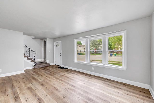 1242 SHAWANO AVENUE, Green Bay, WI 54303