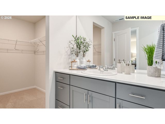 12105 Ne 16TH St, Vancouver, WA 98684
