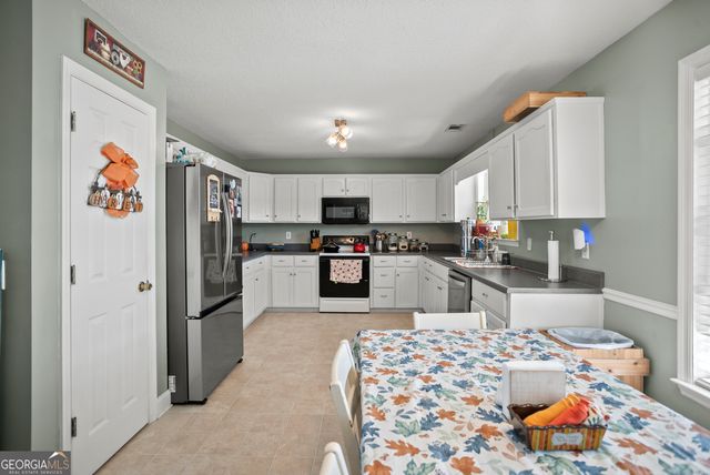 29 Sterling Court, Ellabell, GA 31308