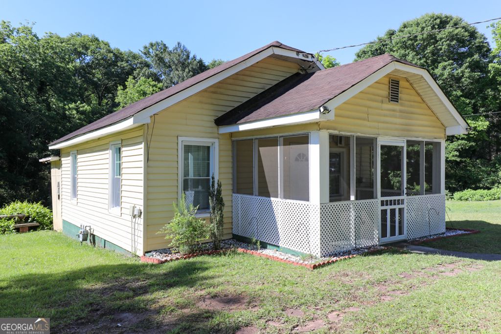 1186 E Tugalo Street, Toccoa, GA 30577 — photo 4