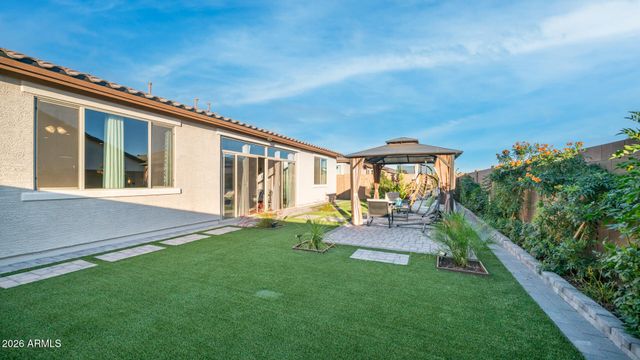 17597 W RED FOX Road, Surprise, AZ 85387