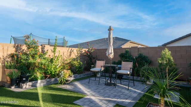 17597 W RED FOX Road, Surprise, AZ 85387