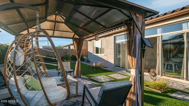 17597 W RED FOX Road, Surprise, AZ 85387