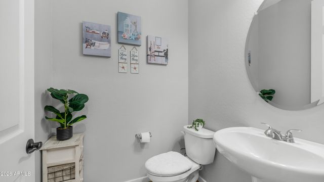 17597 W RED FOX Road, Surprise, AZ 85387