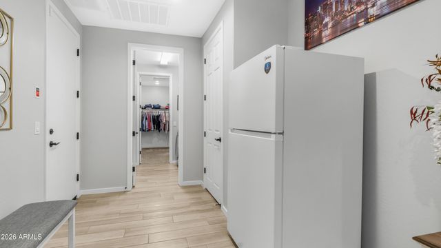 17597 W RED FOX Road, Surprise, AZ 85387