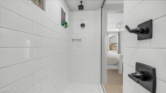 17597 W RED FOX Road, Surprise, AZ 85387