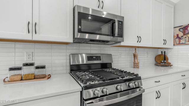 17597 W RED FOX Road, Surprise, AZ 85387