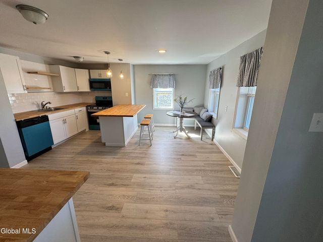 117 Kringsbush Road, Ephratah, NY 13452