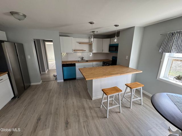 117 Kringsbush Road, Ephratah, NY 13452