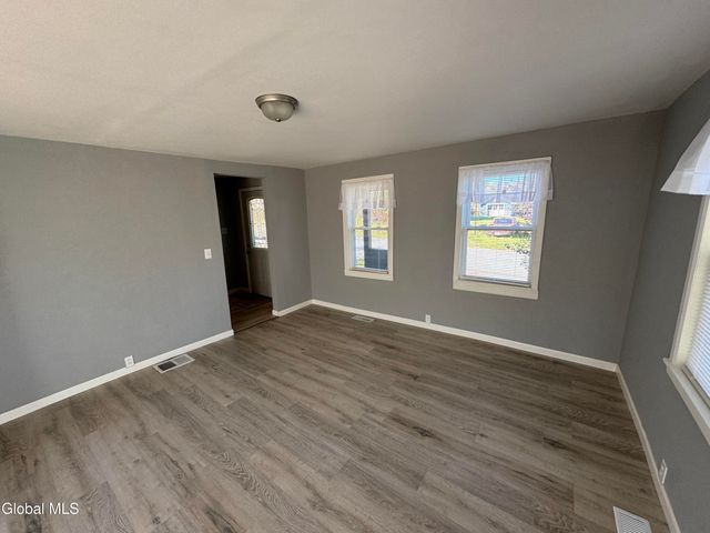 117 Kringsbush Road, Ephratah, NY 13452