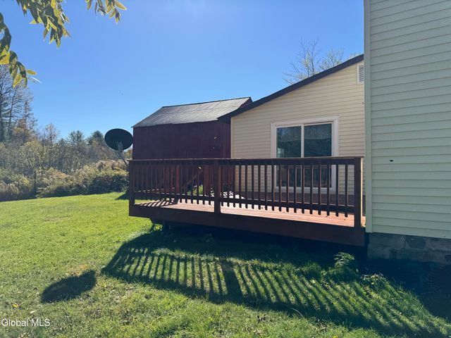 117 Kringsbush Road, Ephratah, NY 13452