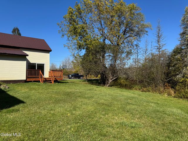 117 Kringsbush Road, Ephratah, NY 13452