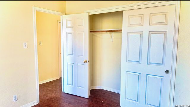 135 Muirfield, La Vernia, TX 78121