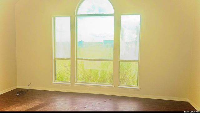 135 Muirfield, La Vernia, TX 78121