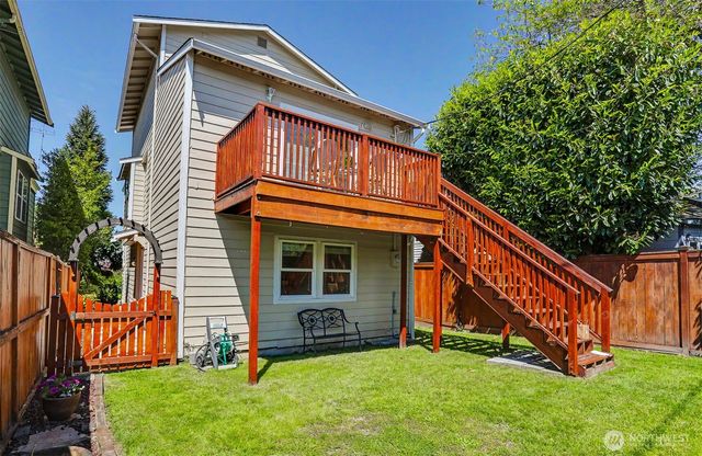 2631 NW 86th Street, Seattle, WA 98117