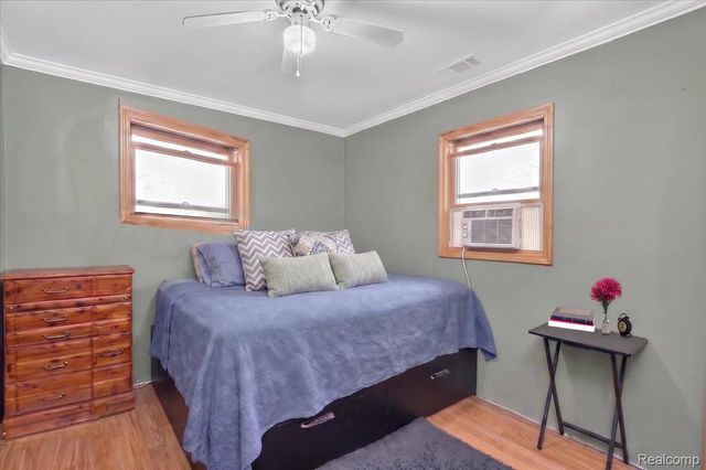 3872 Queensbury Road, Orion Charter Township, MI 48359