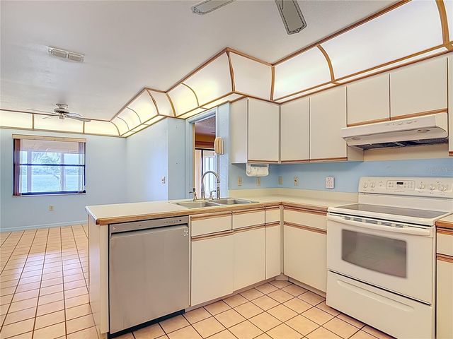 247 S LAKE PANSY DRIVE, Winter Haven, FL 33881