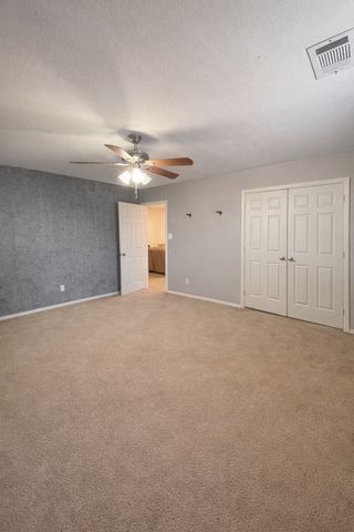 2835 Park Springs Drive, Grand Prairie, TX 75052