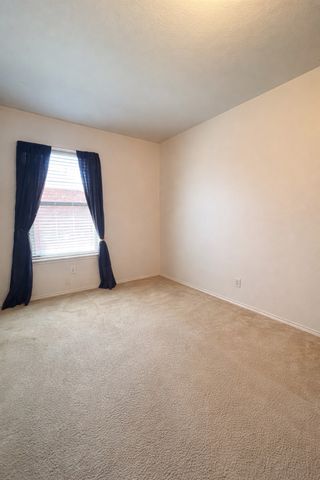 2835 Park Springs Drive, Grand Prairie, TX 75052