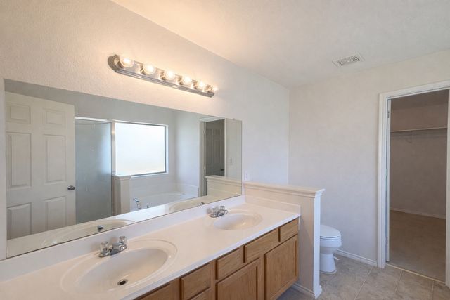 2835 Park Springs Drive, Grand Prairie, TX 75052