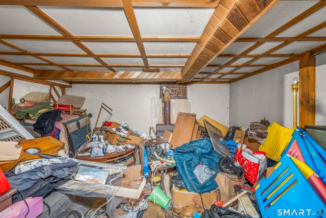 82 Foxcroft Drive, Manchester, CT 06040