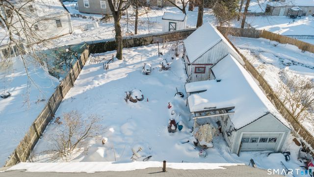 82 Foxcroft Drive, Manchester, CT 06040