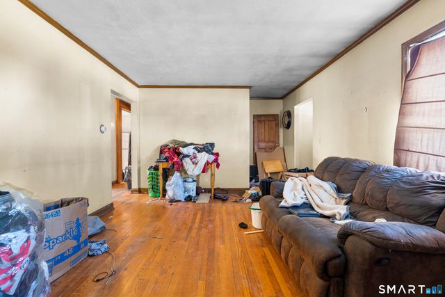 82 Foxcroft Drive, Manchester, CT 06040