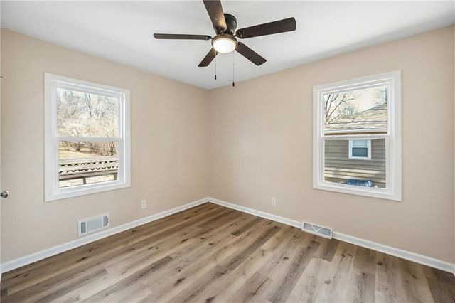 11304 E 48th Terrace, Kansas City, MO 64133