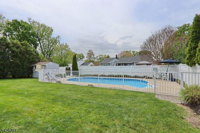 2036 Perry St, South Plainfield Boro, NJ 07080