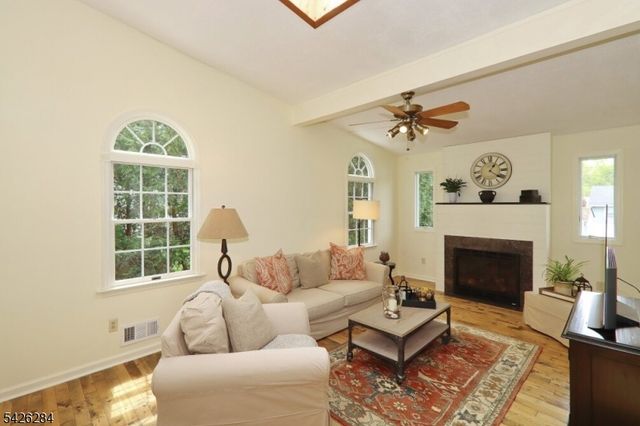 2036 Perry St, South Plainfield Boro, NJ 07080