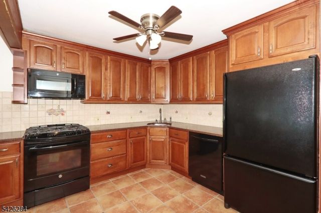 2036 Perry St, South Plainfield Boro, NJ 07080