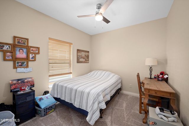 8123 Sunset Lane, Sylvania, OH 43560