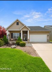 8123 Sunset Lane, Sylvania, OH 43560