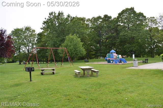 22629 Cranbrooke Drive, Novi, MI 48375