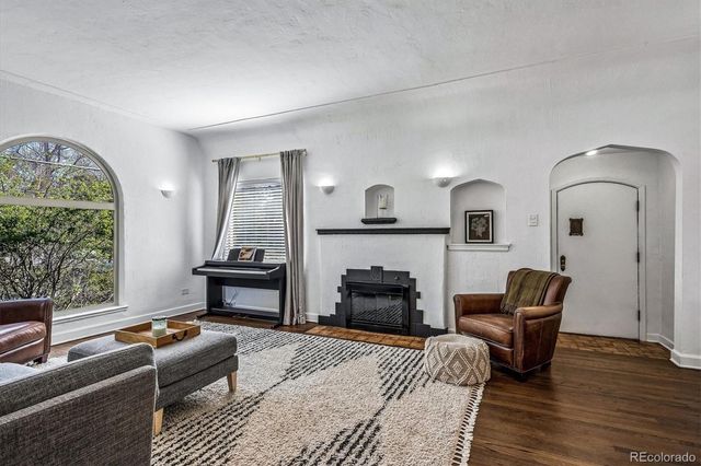 1585 Krameria Street, Denver, CO 80220
