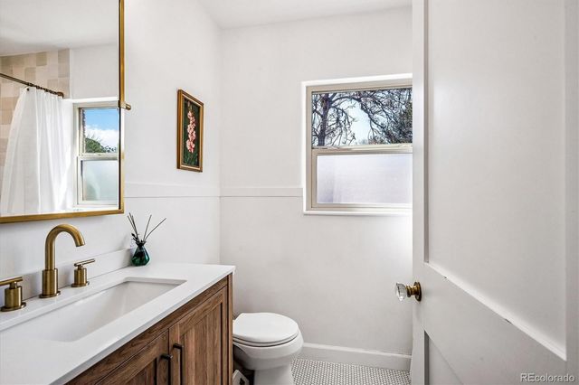1585 Krameria Street, Denver, CO 80220
