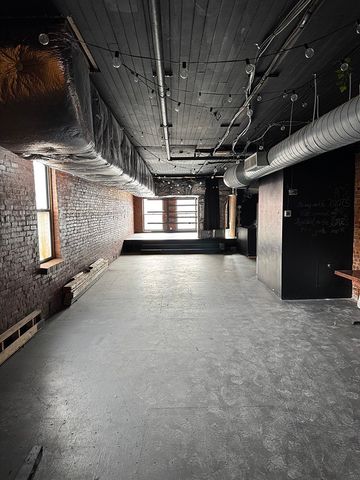 1825 E Carson Street, South Side, PA 15203