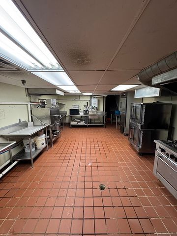 1825 E Carson Street, South Side, PA 15203