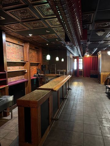 1825 E Carson Street, South Side, PA 15203