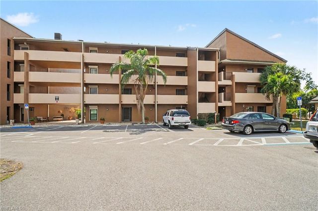 2069 W Lakeview BLVD # 5, North Fort Myers, FL 33903