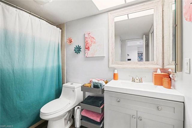 2069 W Lakeview BLVD # 5, North Fort Myers, FL 33903