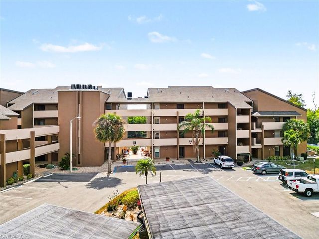 2069 W Lakeview BLVD # 5, North Fort Myers, FL 33903