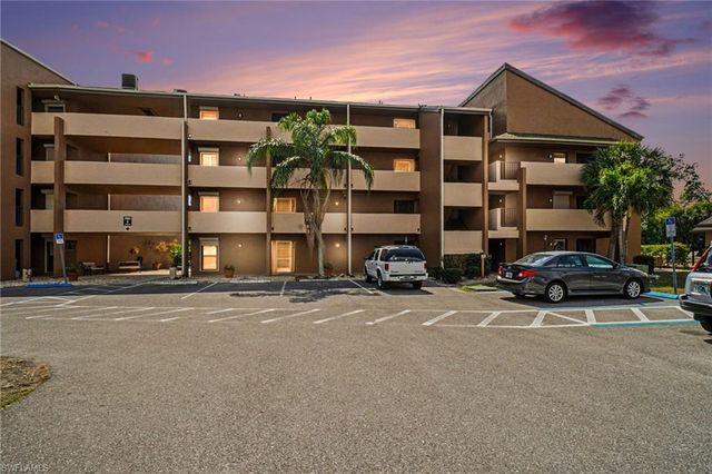 2069 W Lakeview BLVD # 5, North Fort Myers, FL 33903