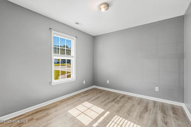 301 Brookstone Way, Jacksonville, NC 28546