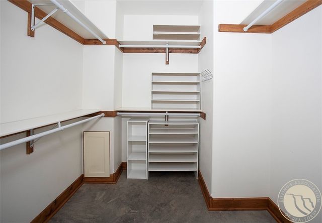 581 Squaw Creek ROAD, Huntley, MT 59037