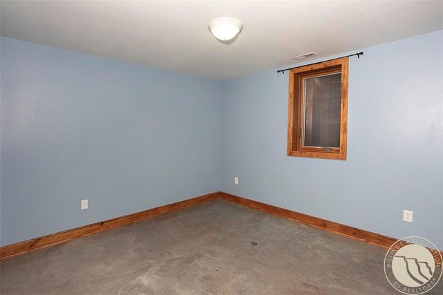 581 Squaw Creek ROAD, Huntley, MT 59037