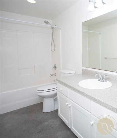 581 Squaw Creek ROAD, Huntley, MT 59037